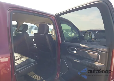 2019 Ram 1500 Laramie 4X4 5'7 Box из США, поврежденный, VIN 1C6SRFJT3KN536674